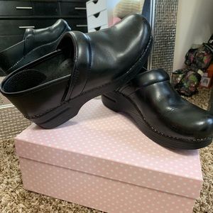 💉Dansko nursing clogs💉